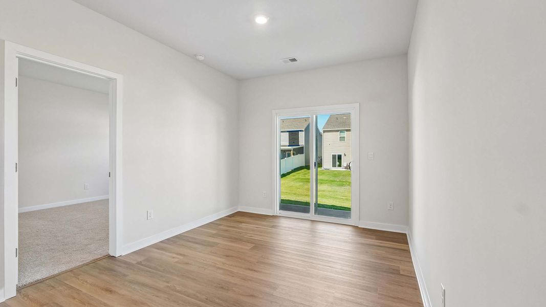 Spacious, unfurnished interior of a new home in Zion Springs, Hickory (Image 17).
