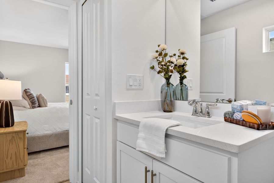 Representative furnished interior of a home built from the The Seabreeze Cove by Sunlife Homes LLC in Cape Coral, Cape Coral (Image 25).