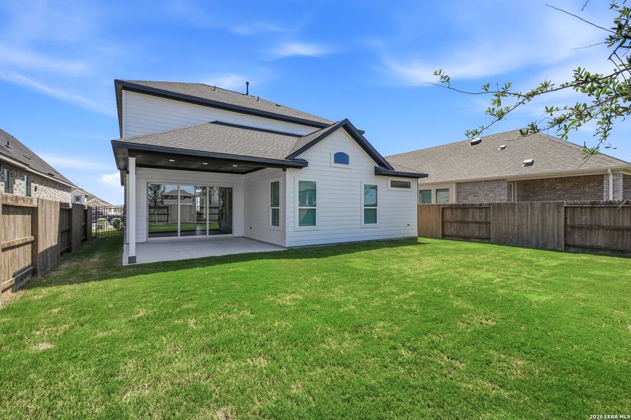 Exterior details and patio area of a home in Prominence Urban, San Antonio (Image 25).
