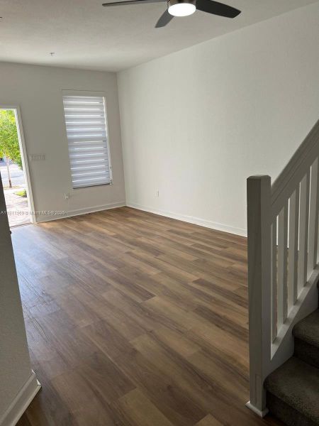 Spacious, unfurnished interior of a new home in , Pembroke Pines (Image 21).