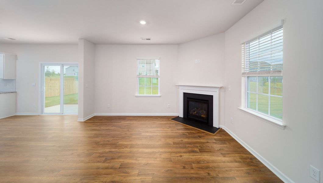 Spacious, unfurnished interior of a new home in Cline Village, Conover (Image 12).