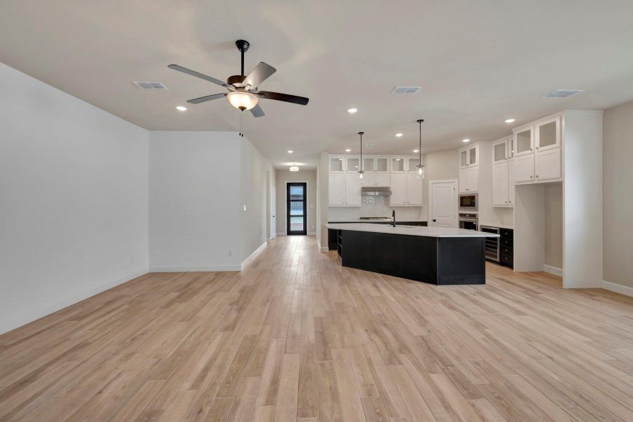 Spacious, unfurnished interior of a new home in Indigo - Enclave Collection, Richmond (Image 26). Spacious, unfurnished interior of a new home in Indigo - Enclave Collection, Richmond (Image 26).