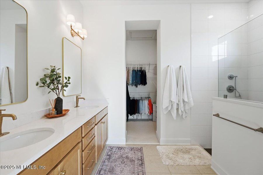 Furnished interior view inside a new home in , Jacksonville (Image 9).