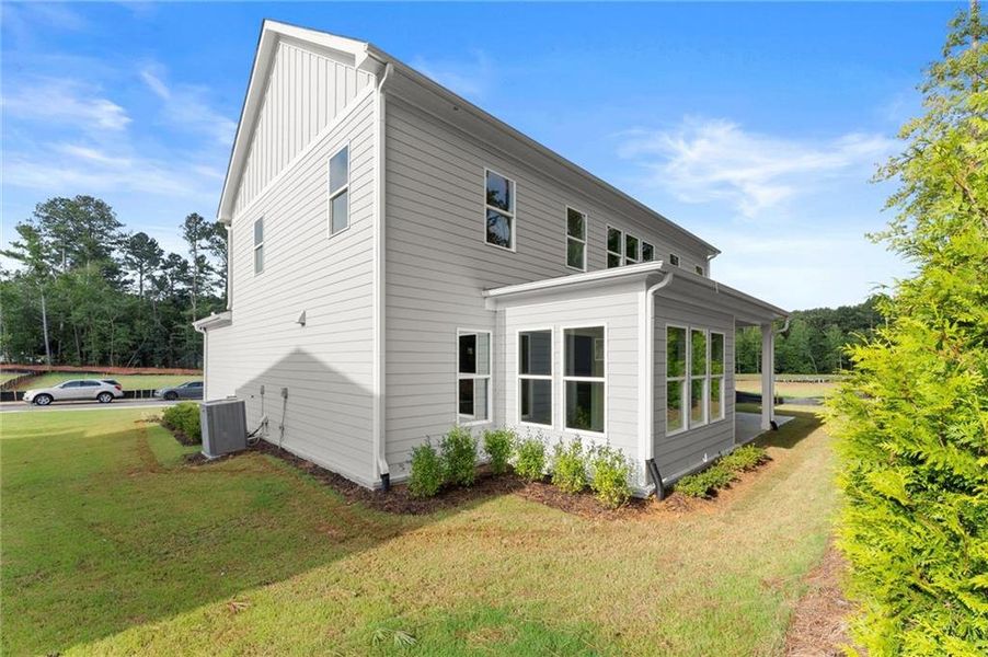 Exterior details and patio area of a home in Hillgrove Preserve, Powder Springs (Image 31).