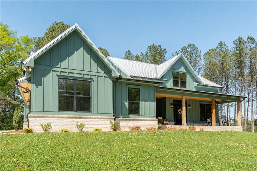 Image 32 of a home in . Image 32 of a home in .