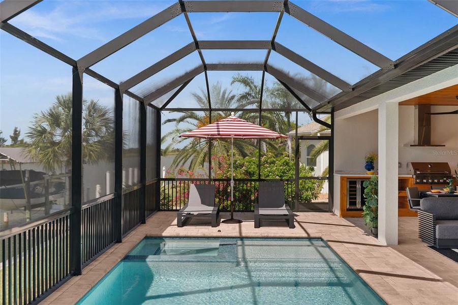 Exterior details and patio area of a home in , Port Charlotte (Image 33).