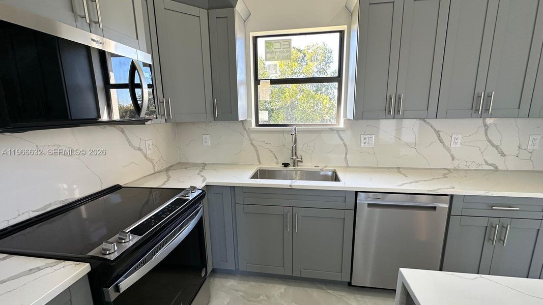 Furnished interior view inside a new home in , Lehigh Acres (Image 9).