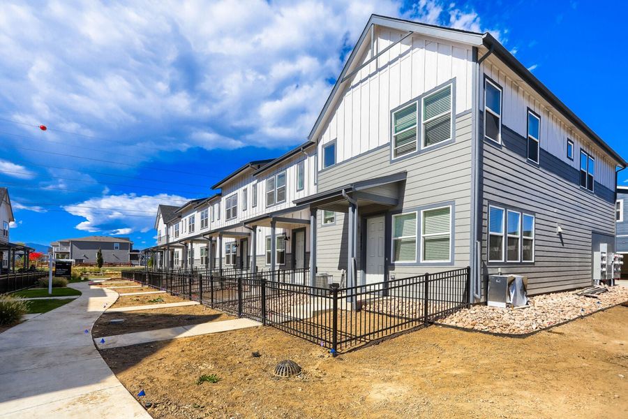 New Home in Longmont, CO.  - Slide 3