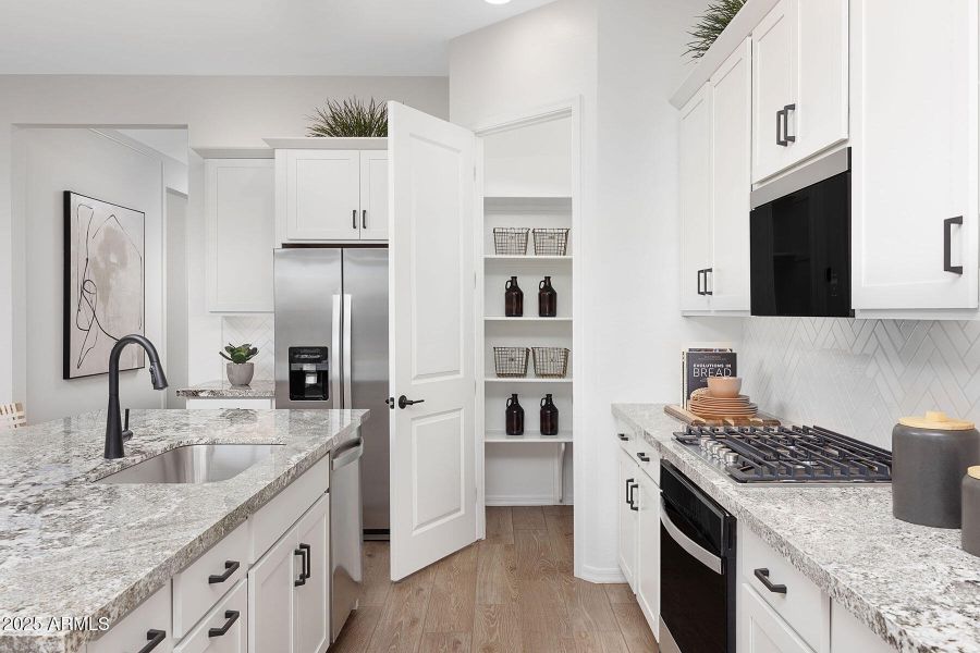 PHX_Tyler Ranch_Copper_Model_Kitchen (3)