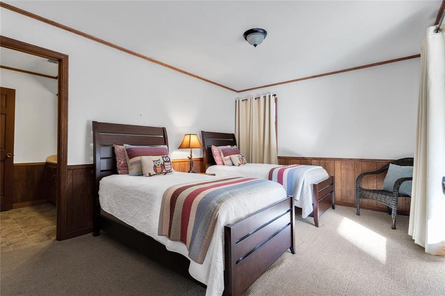 Furnished interior view inside a new home in , Mineola (Image 15).