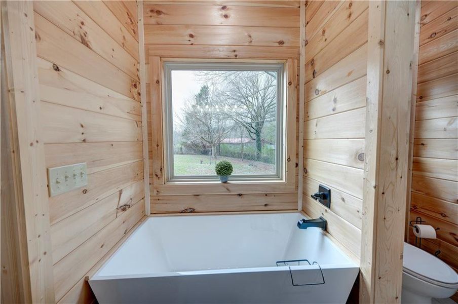 Image 73 of a home in .