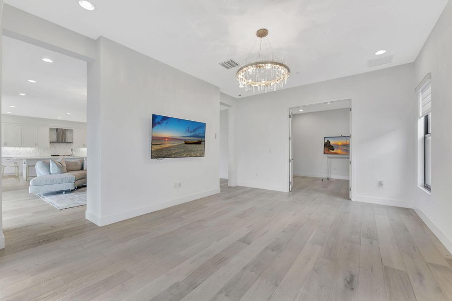 Spacious, unfurnished interior of a new home in , Boca Raton (Image 69). Spacious, unfurnished interior of a new home in , Boca Raton (Image 69).