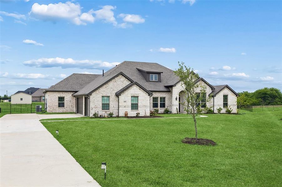 Front exterior of a new home in , Mesquite, TX, highlighting curb appeal (Image 21).