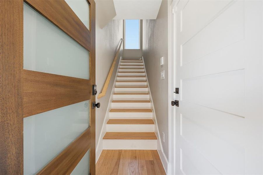 Spacious, unfurnished interior of a new home in , Dallas (Image 20).