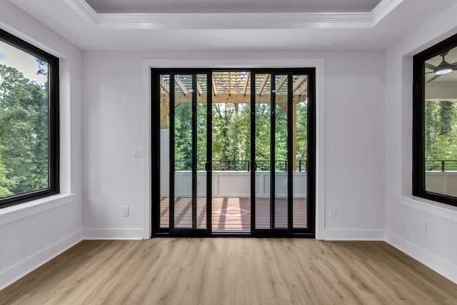 Spacious, unfurnished interior of a new home in , Atlanta (Image 28).