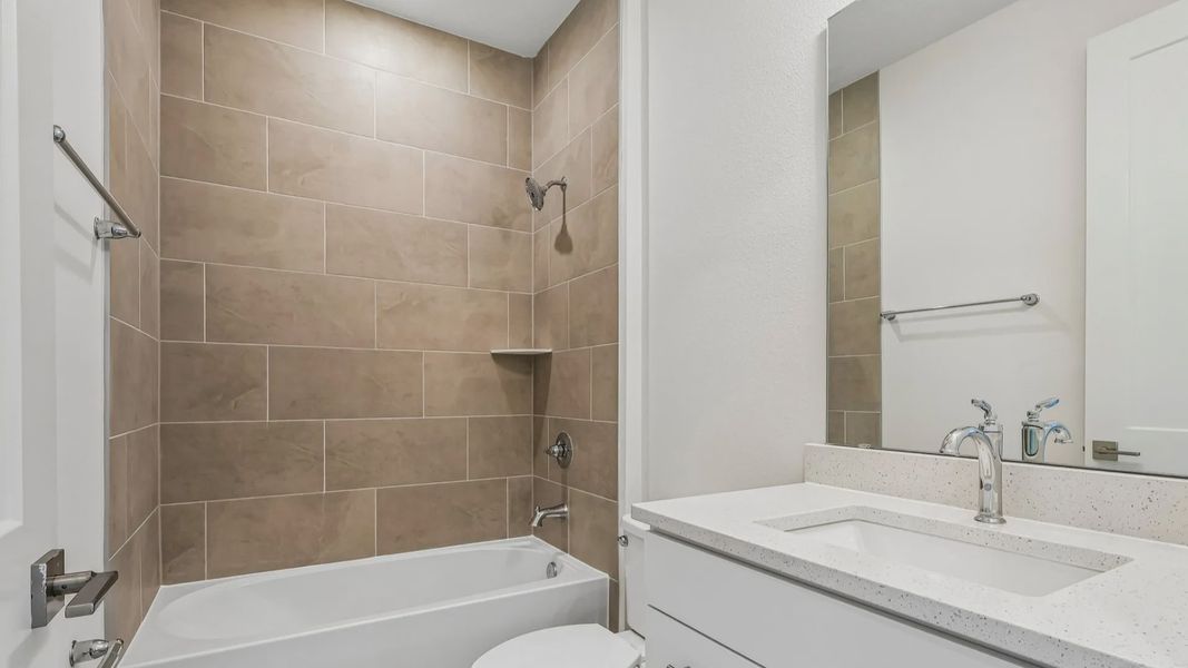 Longleaf Floor Plan Secondary Bathroom by DRB Homes in Trailside New Homes in Mount Dora Fl