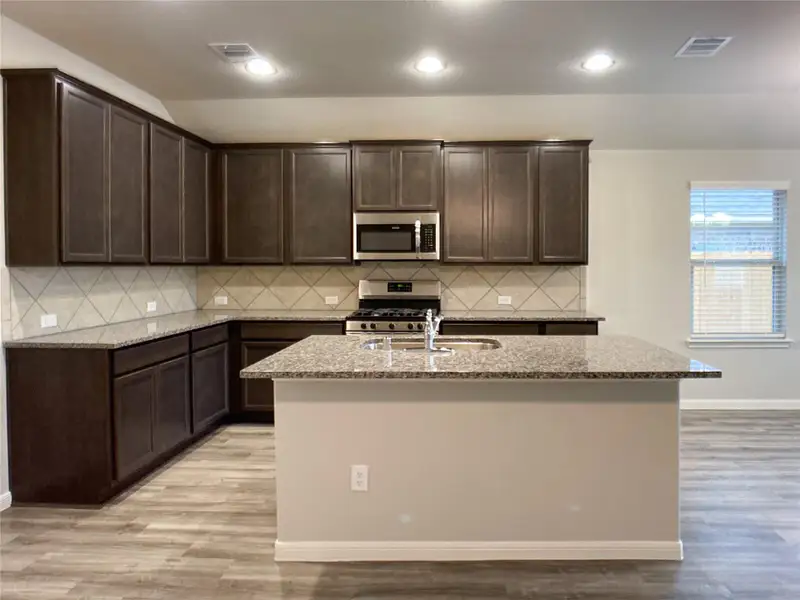 Furnished interior view inside a new home in Oak Hills Montgomery, Montgomery (Image 4). Furnished interior view inside a new home in Oak Hills Montgomery, Montgomery (Image 4).