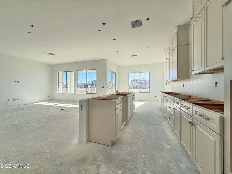 011 Kitchen 011 Kitchen