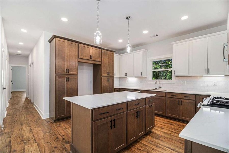 Furnished interior view inside a new home in , Carrollton (Image 11).