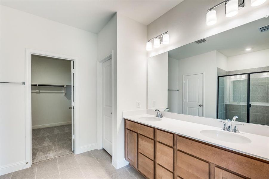 Furnished interior view inside a new home in Sierra Vista at Kelly Ranch, Aledo (Image 8).