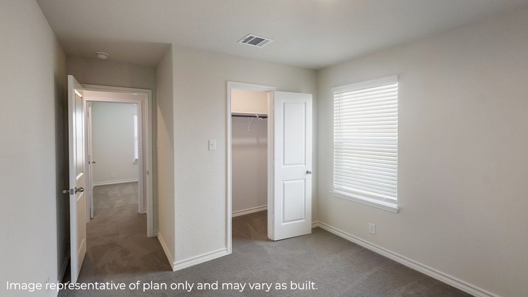 Spacious, unfurnished interior of a new home in Brookstone Creek, San Antonio (Image 22).