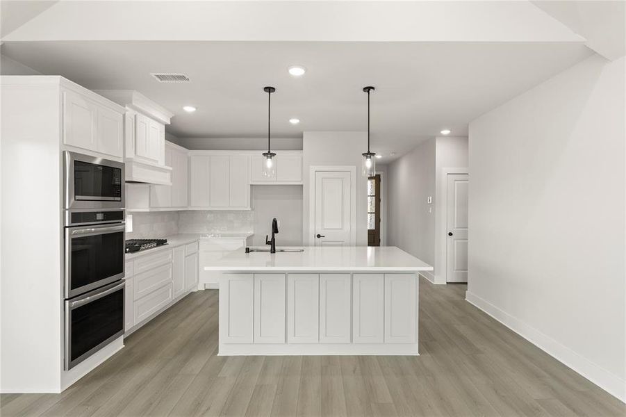 06. 1344 Chisos - Kitchen