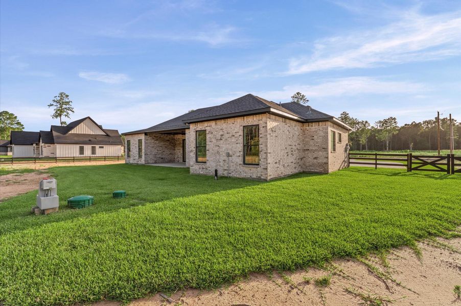 The fencing adds charm and enhances the rural character of the property.Enjoy the country feel while staying close to modern conveniences. The fencing adds charm and enhances the rural character of the property.Enjoy the country feel while staying close to modern conveniences.