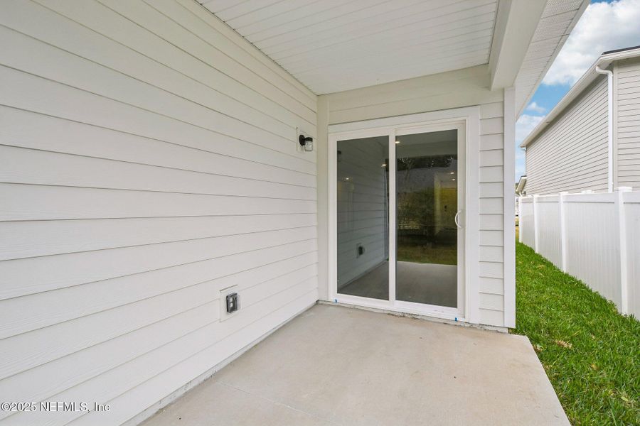 Exterior details and patio area of a home in Kings Landing, Jacksonville (Image 20). Exterior details and patio area of a home in Kings Landing, Jacksonville (Image 20).