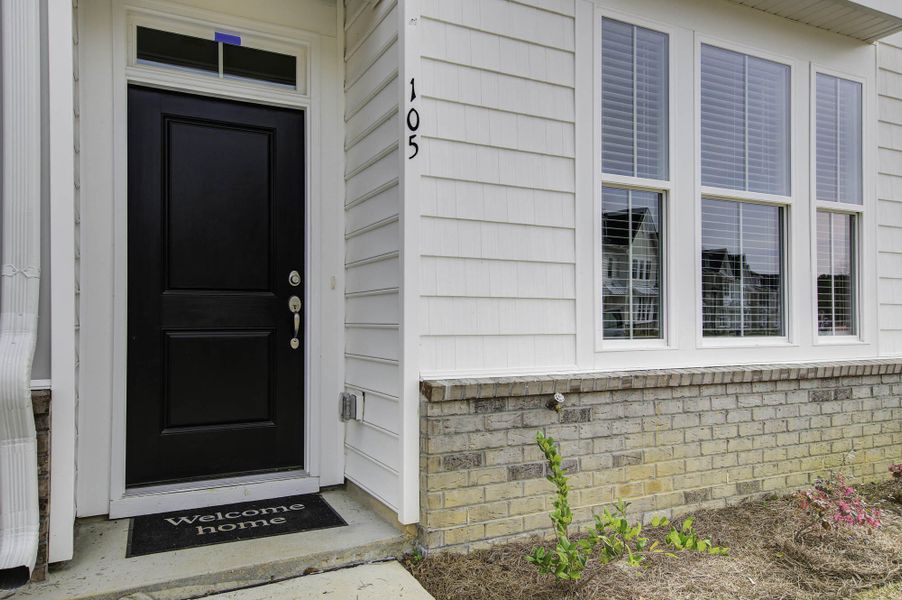 Exterior details and patio area of a home in , Summerville (Image 17).