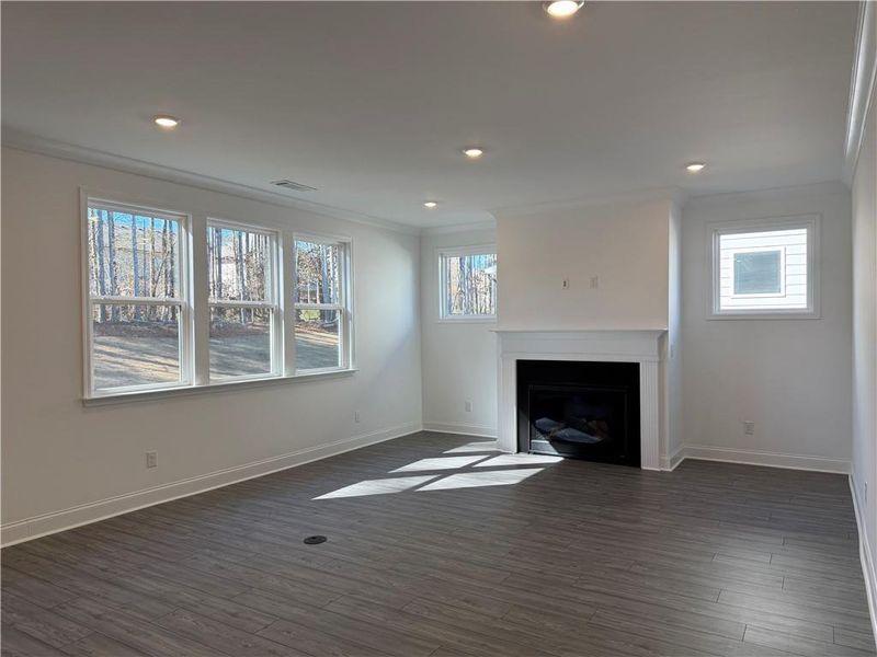 Spacious, unfurnished interior of a new home in Bennett Farm, Loganville (Image 17).