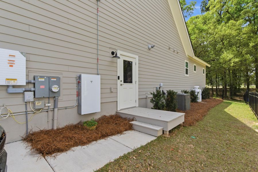 Exterior details and patio area of a home in , Santee (Image 3).