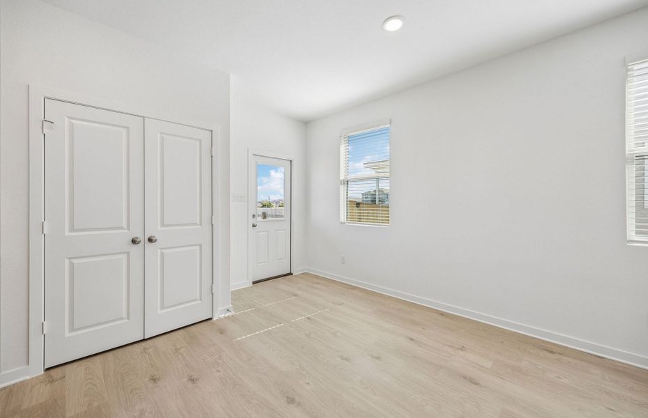 Spacious, unfurnished interior of a new home in Sonterra, Jarrell (Image 23). Spacious, unfurnished interior of a new home in Sonterra, Jarrell (Image 23).