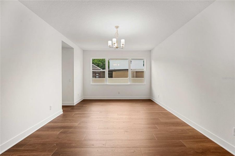 Spacious, unfurnished interior of a new home in , Tampa (Image 22).