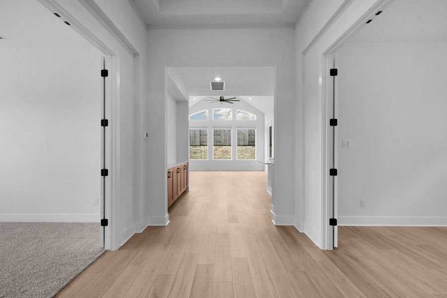 Spacious, unfurnished interior of a new home in Lariat, Liberty Hill (Image 23).