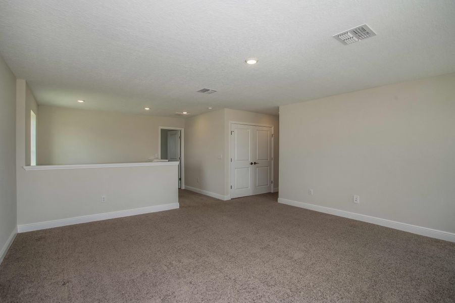 Representative unfurnished interior of a home built from the Lido by Casa Fresca Homes in Mirada, San Antonio (Image 17).