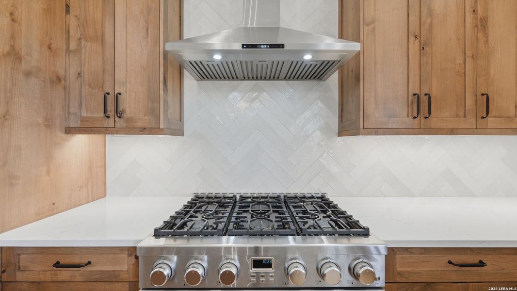 Close-up of interior finishes inside a home in , Seguin (Image 20).