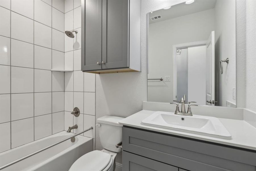 Image 25 of a home in Summer Crest. Image 25 of a home in Summer Crest.