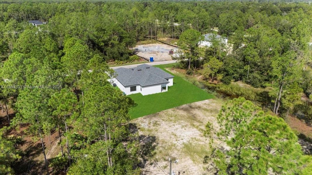 Image 33 of a home in .