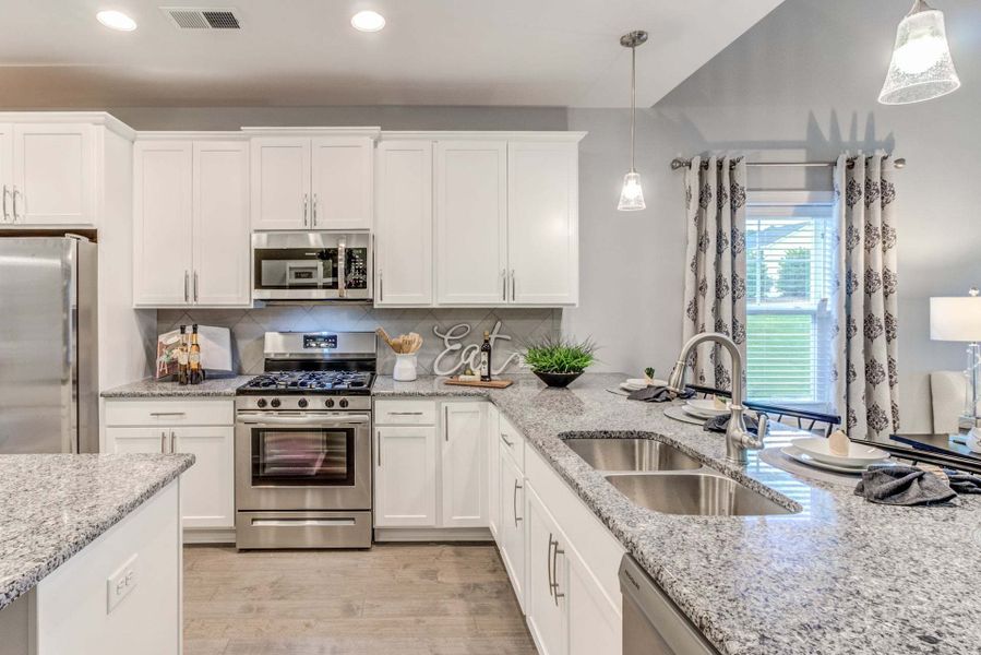 Representative furnished interior of a home built from the Rivermist by Caviness & Cates Communities in Maggie Way, Wendell (Image 205).