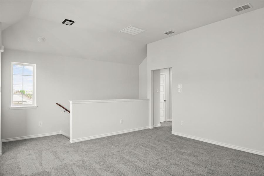 Spacious, unfurnished interior of a new home in Sycamore Landing, Fort Worth (Image 12). Spacious, unfurnished interior of a new home in Sycamore Landing, Fort Worth (Image 12).