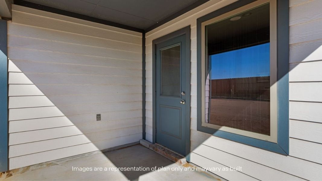 Exterior details and patio area of a home in Allen Farms, Lubbock (Image 3).