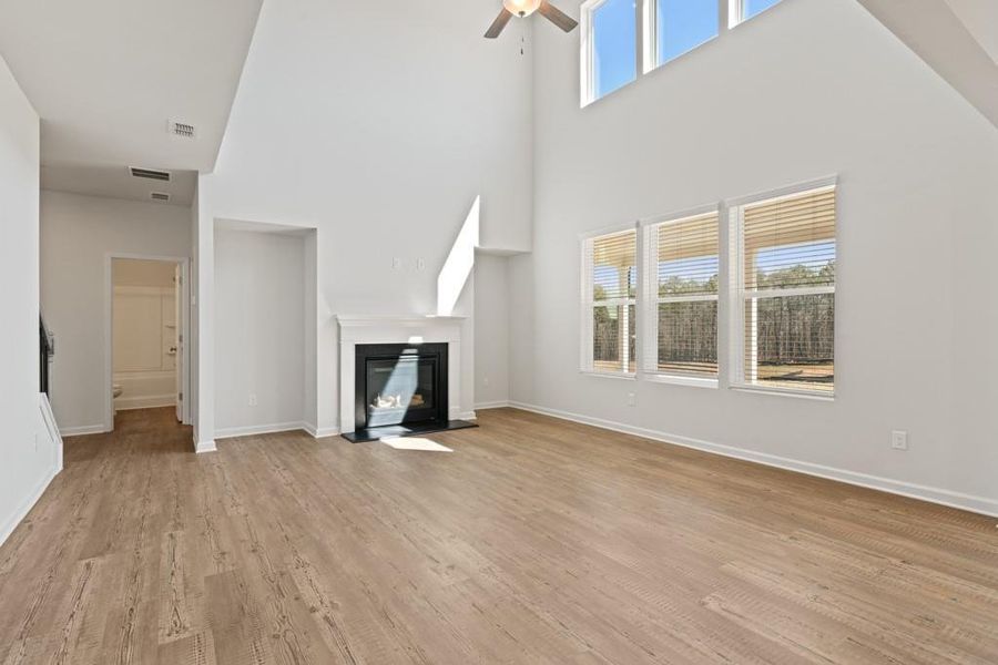 Spacious, unfurnished interior of a new home in Oakhurst Manor, McDonough (Image 18). Spacious, unfurnished interior of a new home in Oakhurst Manor, McDonough (Image 18).