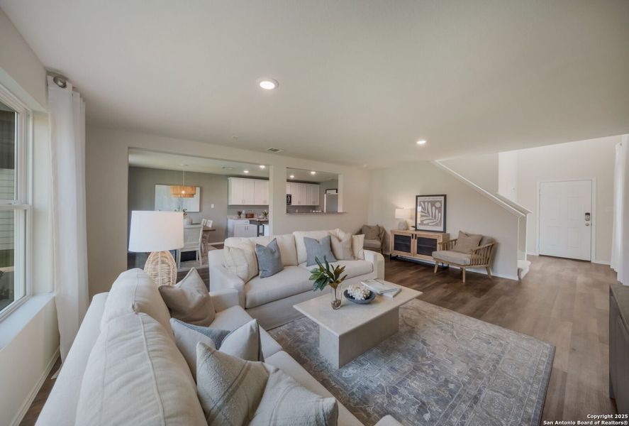 Furnished interior view inside a new home in Cinco Lakes, San Antonio (Image 4). Furnished interior view inside a new home in Cinco Lakes, San Antonio (Image 4).