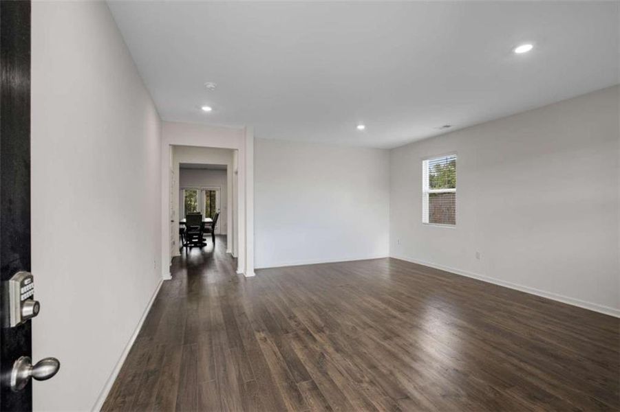 Spacious, unfurnished interior of a new home in Stillwater Springs, Dacula (Image 21). Spacious, unfurnished interior of a new home in Stillwater Springs, Dacula (Image 21).