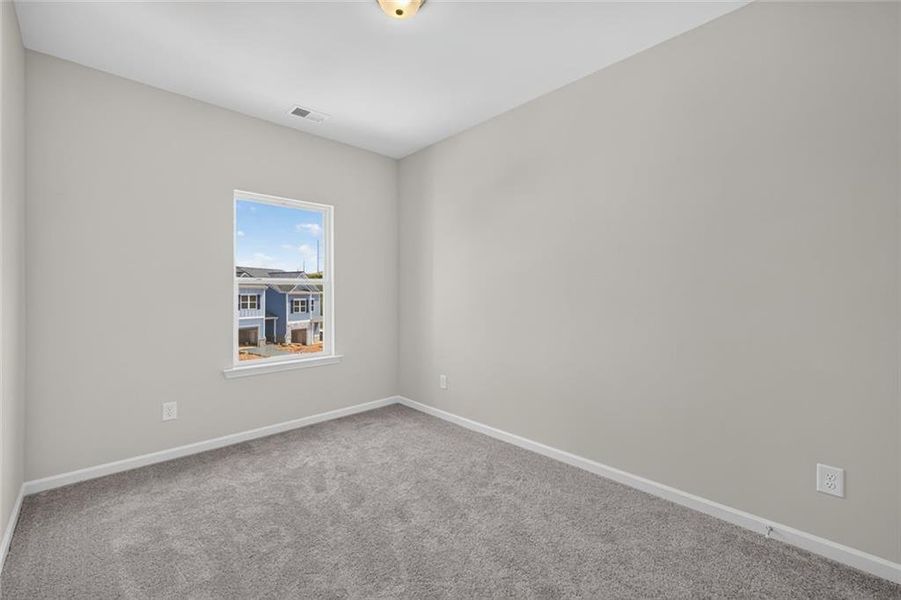 Spacious, unfurnished interior of a new home in Fairington, Cartersville (Image 19).
