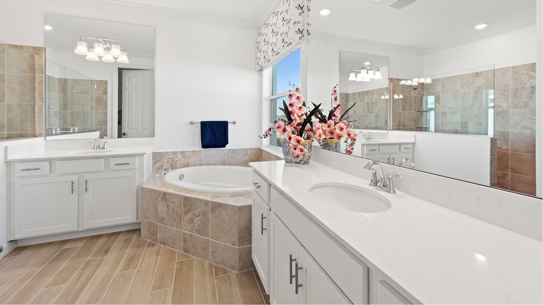 1850 Victoria Owners Bath 1of2 Base1