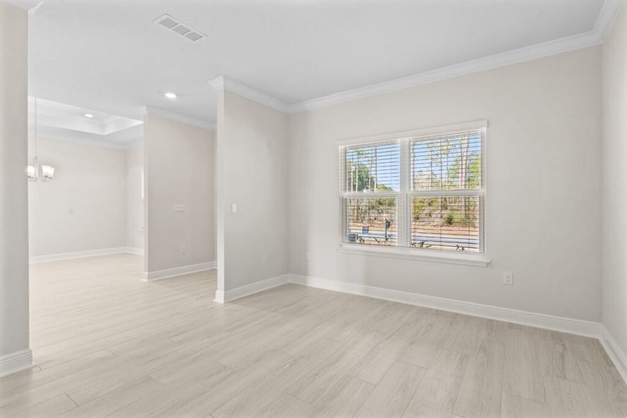 Spacious, unfurnished interior of a new home in Windswept Estates, Freeport (Image 24).