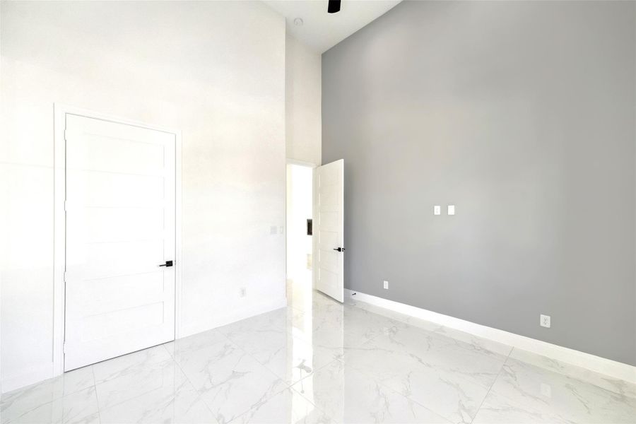 Spacious, unfurnished interior of a new home in , Montgomery (Image 30).