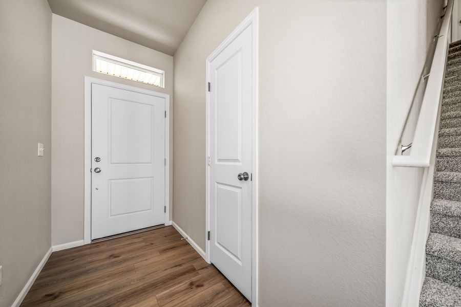 Spacious, unfurnished interior of a new home in Thompson River Ranch, Johnstown (Image 16). Spacious, unfurnished interior of a new home in Thompson River Ranch, Johnstown (Image 16).