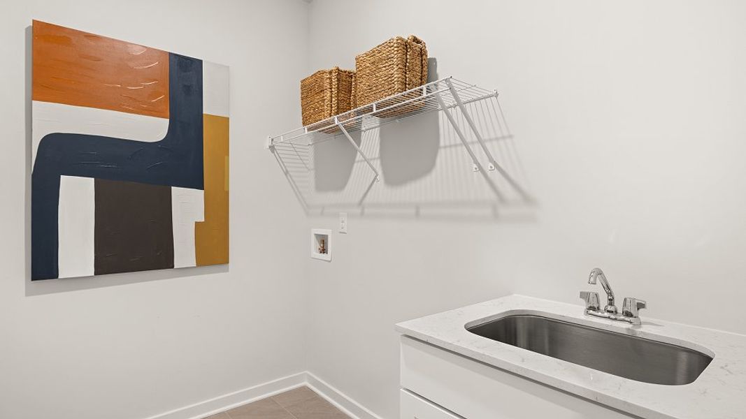 4965 Alpine Laundry F1 Base2